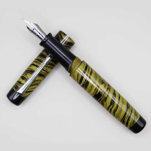 WOW Brand Model - 1006A Saaral (சாரல்) Ebonite Pen