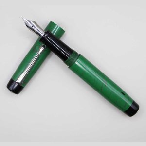 WOW Brand Model - Green 1006A Saaral (சாரல்) Handmade Ebonite Pen