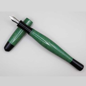WOW Brand Model-Classic Ebonite Green Color Fountain Pen 1030B Sabyasachi Galactus சப்யசாச்சி கேலக்டஸ் Design 20/20mm