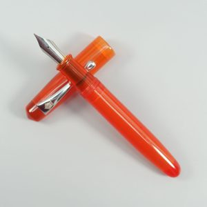 Model-1022A Velir Pirai வெளிர் பிறை Sindoor சிந்தூர் Handmade Resin Red Color Fountain Pen