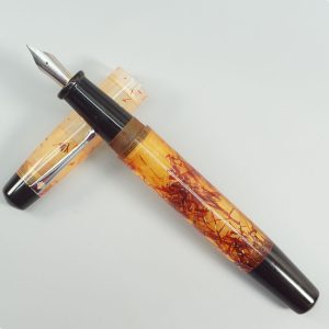 Model-1013 Sabyasachi Celestine சப்யசாச்சி செலஸ்டின் Sindoor சிந்தூர் Light Yellow Saffron Design Fountain Pen