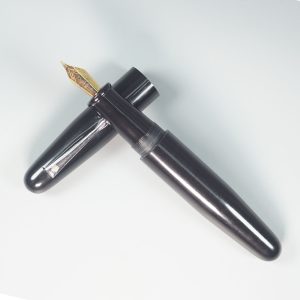 WOW Model 1005A Varuna வருணா Resin Full Black Color Body and Cap Fountain Pen