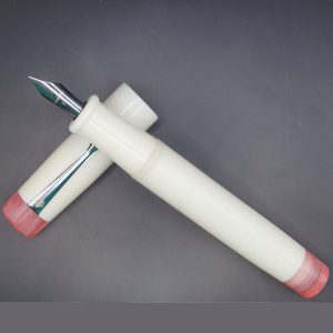 WOW Brand Model-1034A Thantham தந்தம் Resin White Color Body and Cap with Silver Clip Top and Bottom Resin Pink Color Glitter Fountain Pen